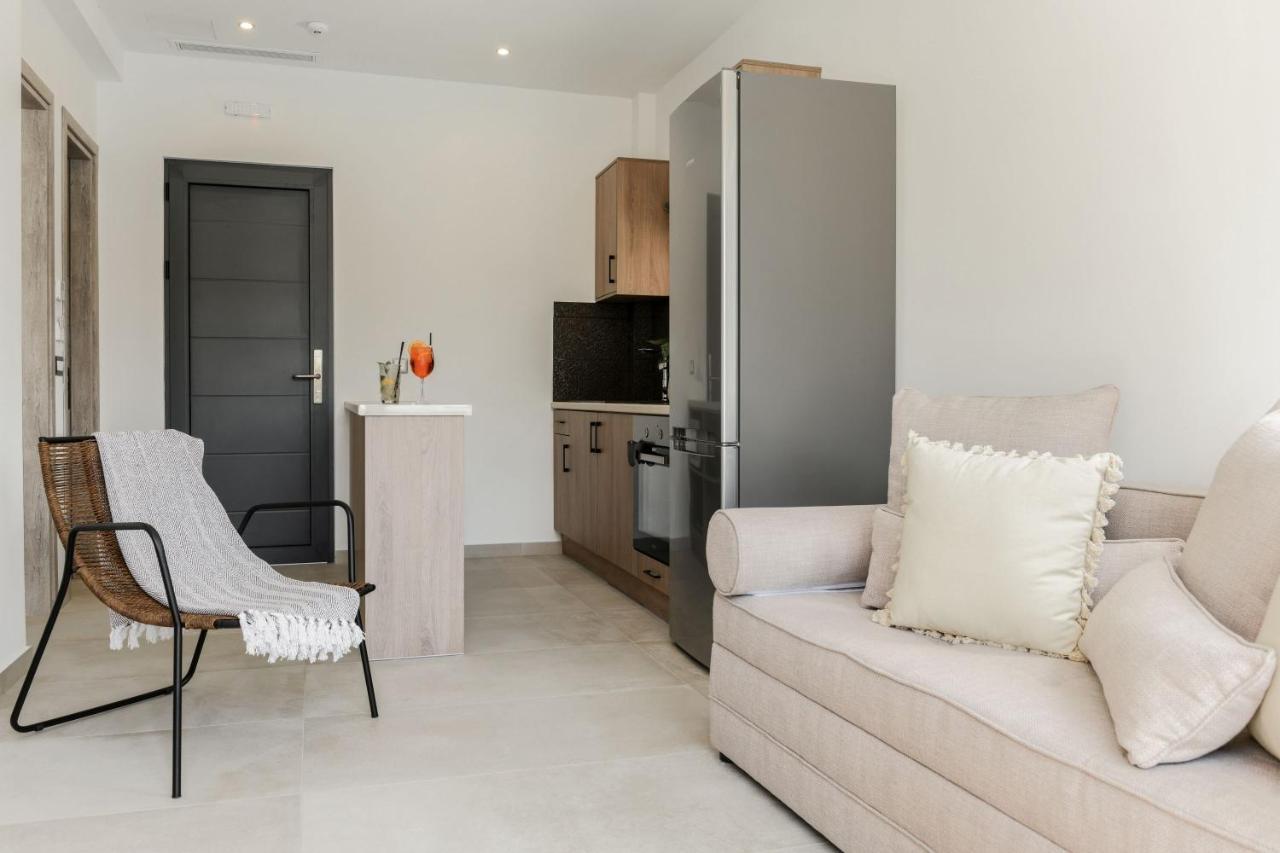 Lagoon Luxury Suites Vasilikí Exteriér fotografie